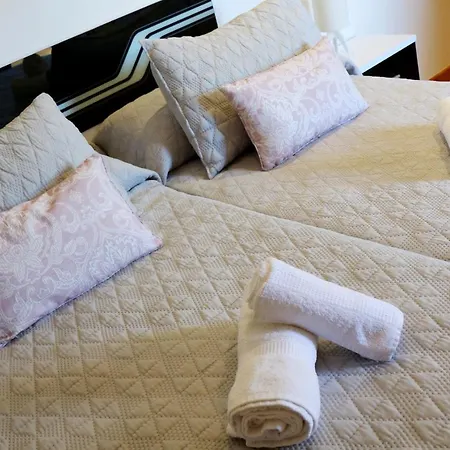 Apartamento Ático Credencial Sarria Esterno foto